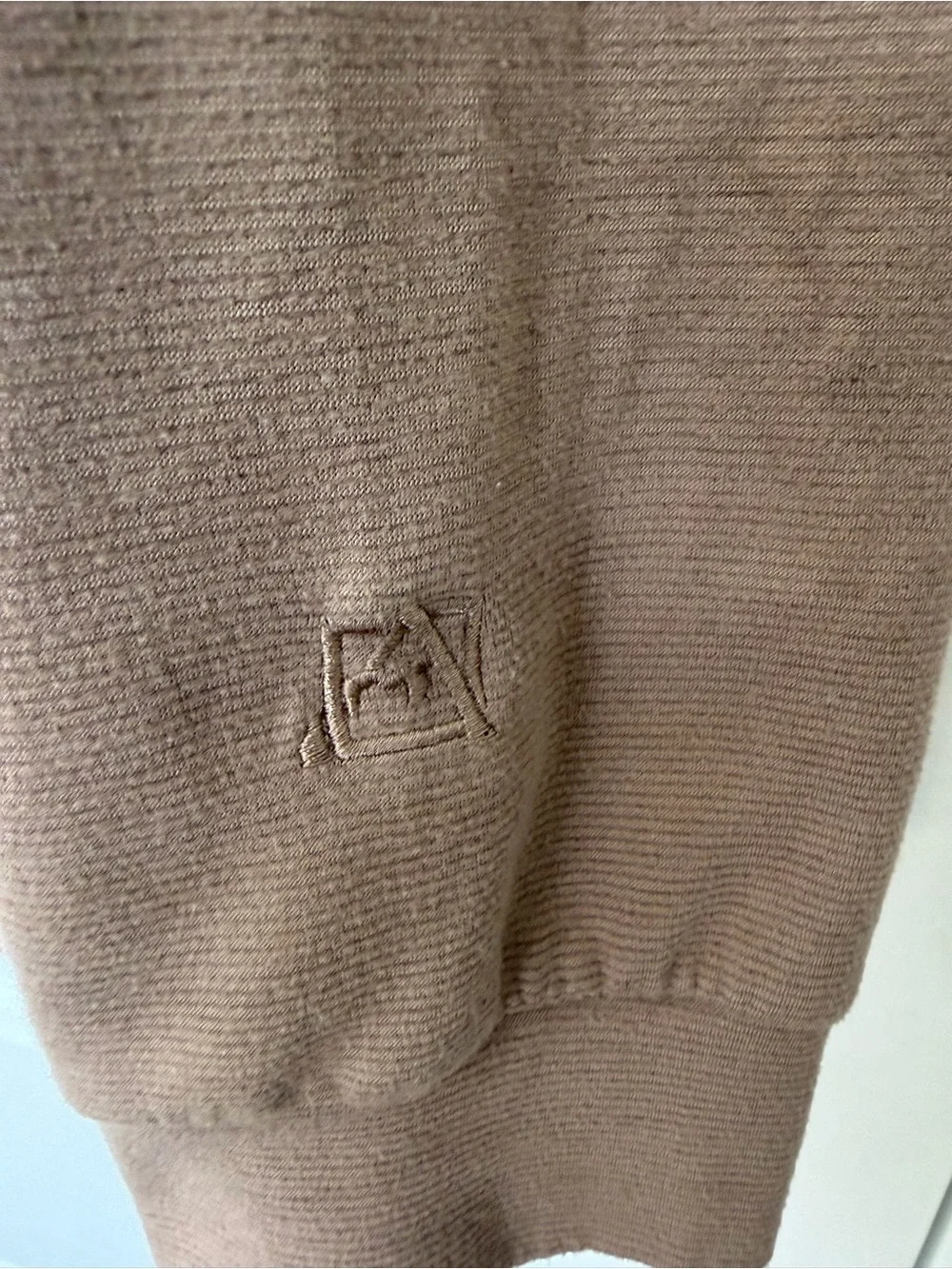 Avalanche Set of 4 Hoodies - Picture 14 of 16